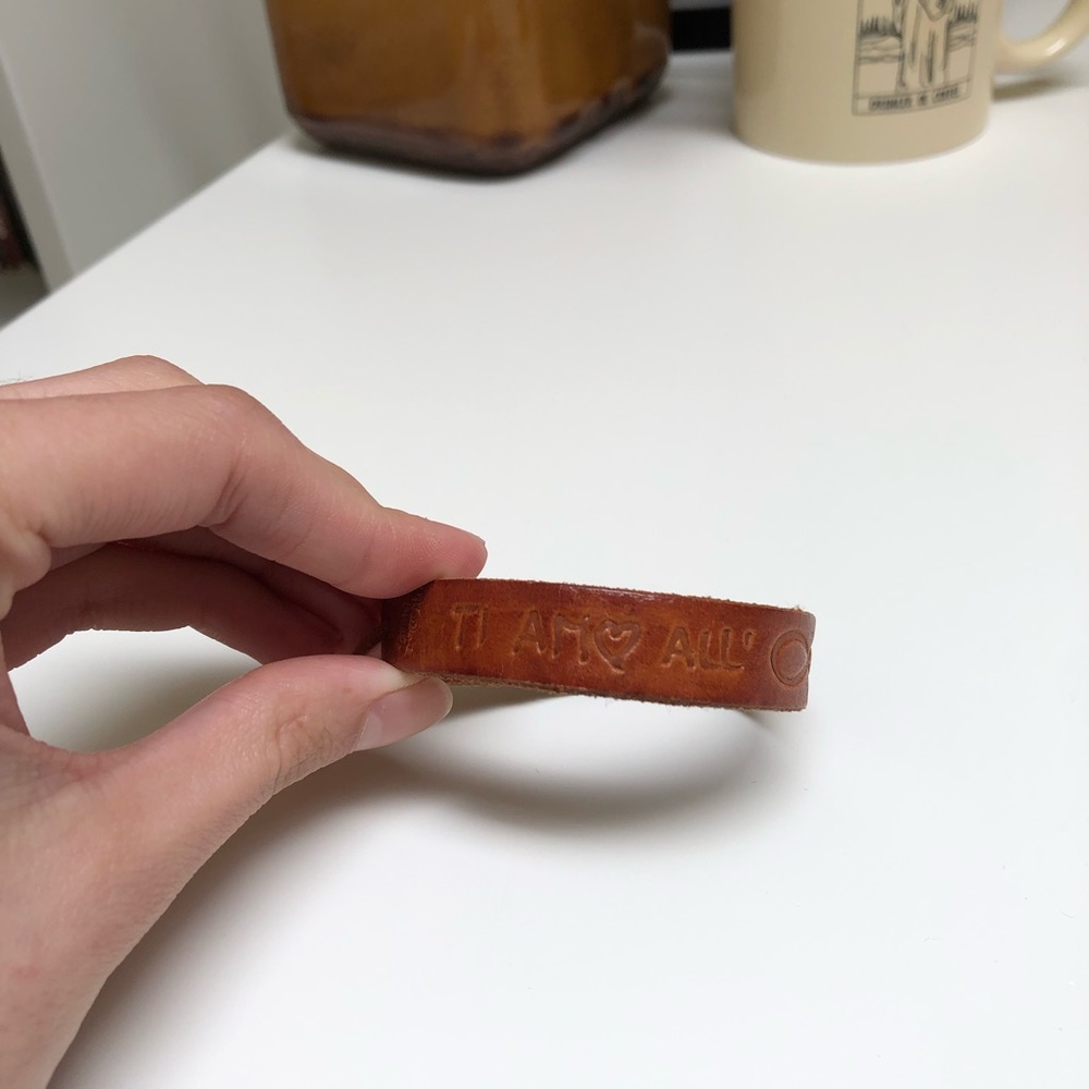 Small Leather Bracelet from Italy!